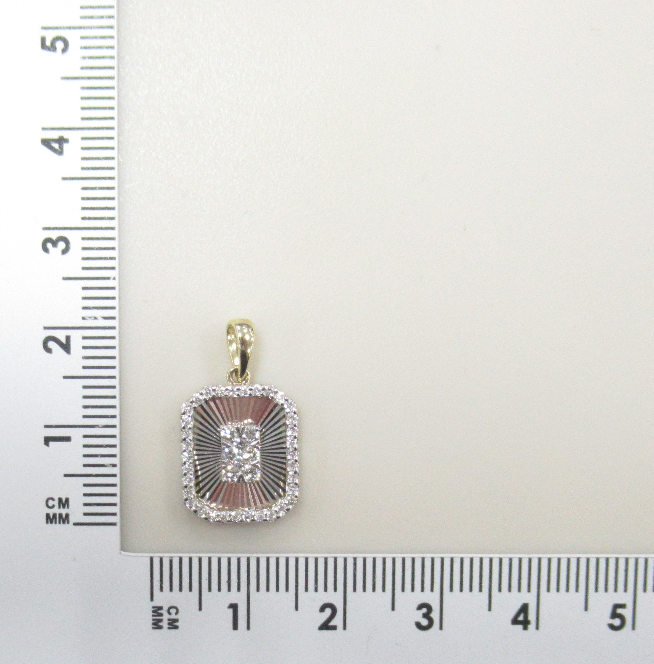 10419-000096 Подвеска (Au 585)